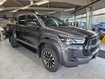 TOYOTA Hilux Double Cab GR Sport 4x4