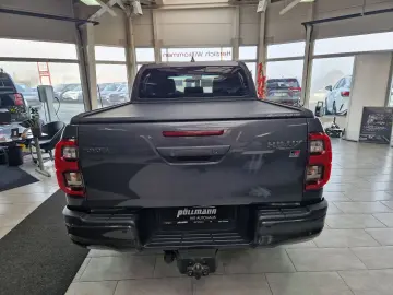 TOYOTA Hilux Double Cab GR Sport 4x4