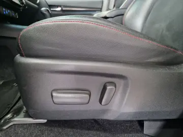 TOYOTA Hilux Double Cab GR Sport 4x4