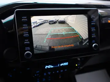 TOYOTA Hilux  2.8 D-4D