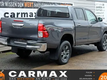 TOYOTA Hilux  2.8 D-4D