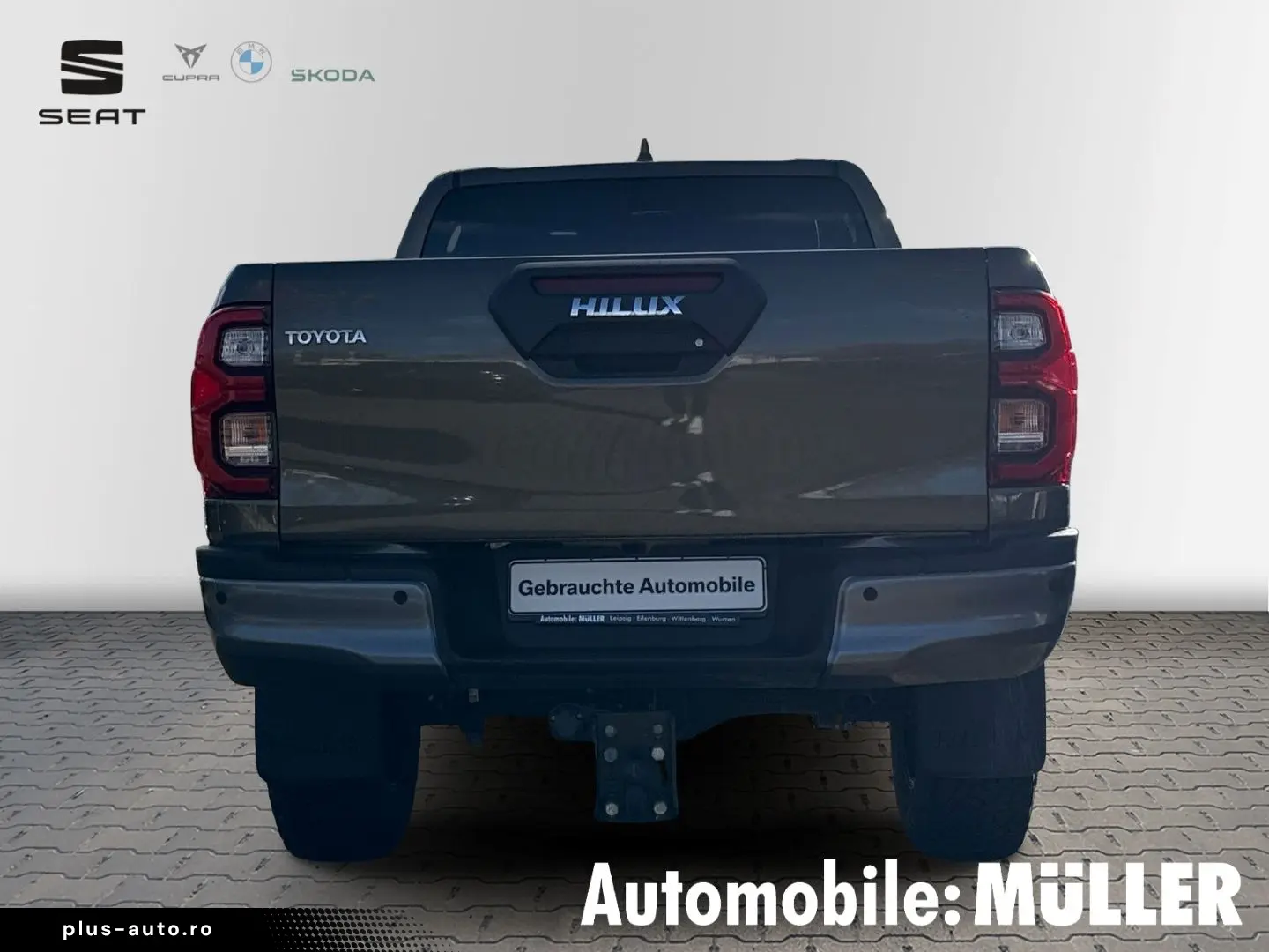 TOYOTA Hilux 2.8 D-4D Double Cab Invincible 4x4