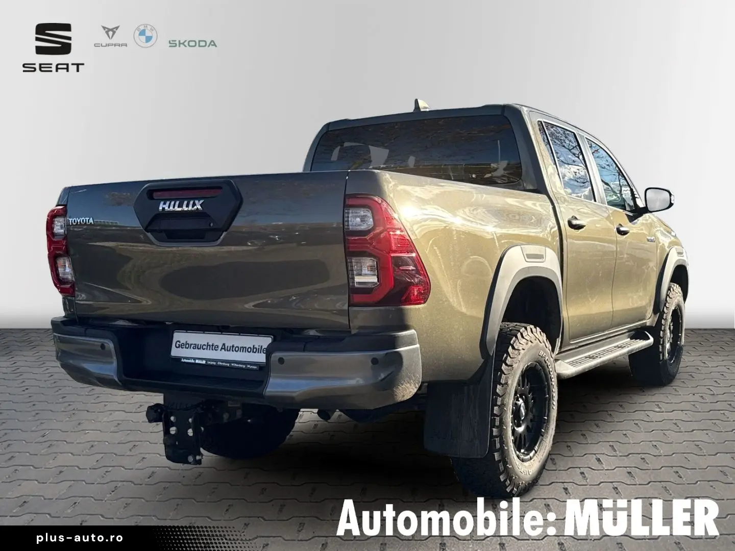 TOYOTA Hilux 2.8 D-4D Double Cab Invincible 4x4