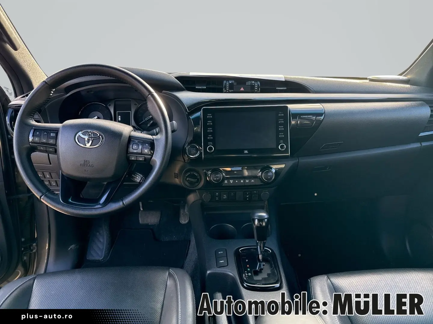 TOYOTA Hilux 2.8 D-4D Double Cab Invincible 4x4