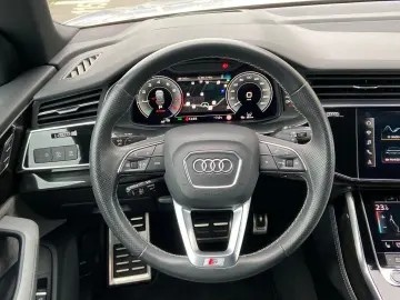 AUDI Q8 55 TFSIe qu.  S-line HD-Matrix Air HuD