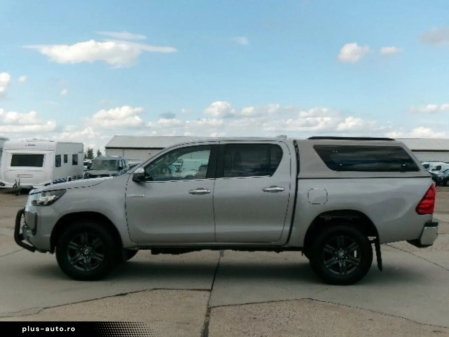 TOYOTA Hilux Double Cab Comfort 4x4