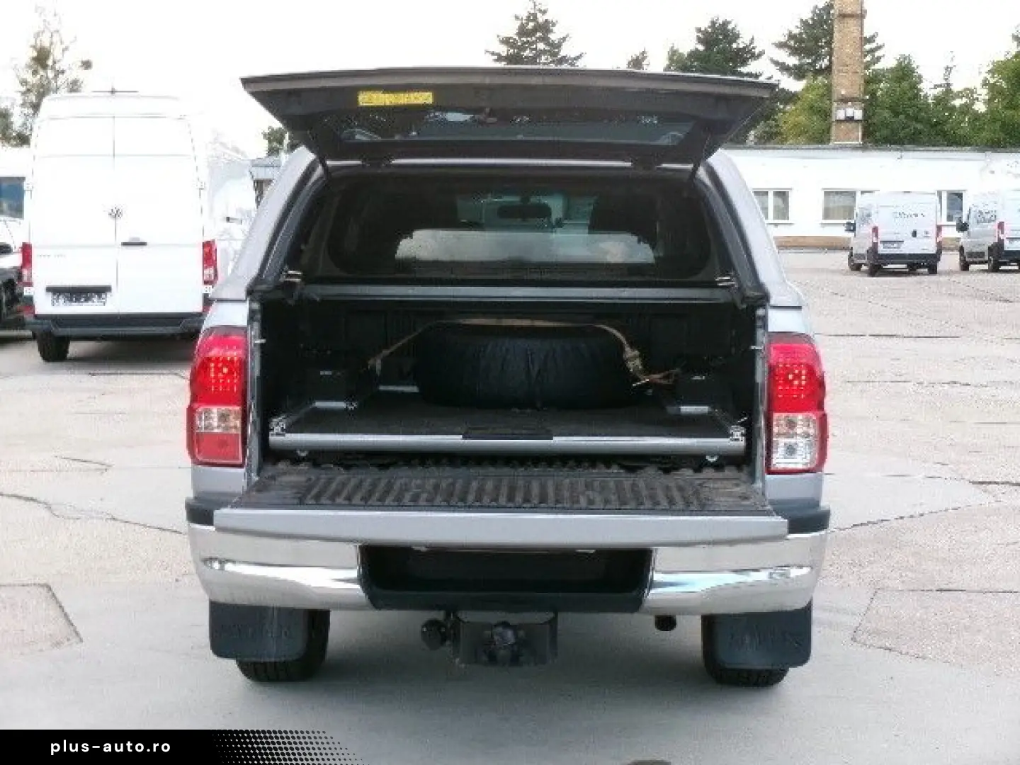 TOYOTA Hilux Double Cab Comfort 4x4