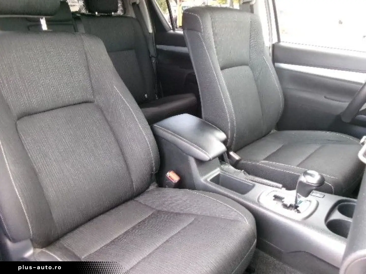 TOYOTA Hilux Double Cab Comfort 4x4