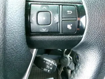 TOYOTA Hilux Double Cab Comfort 4x4