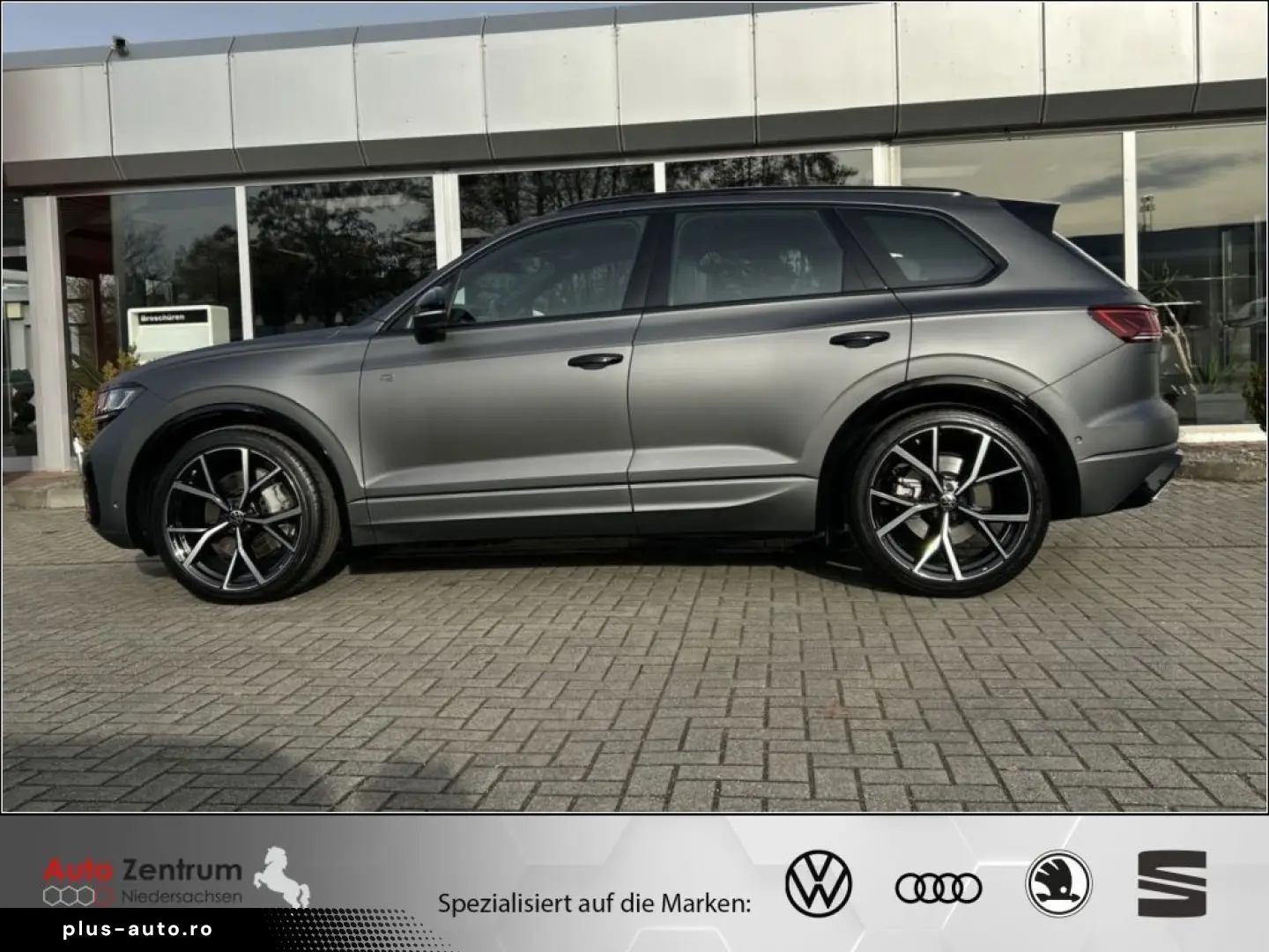 VW Touareg 3.0 V6 TSI R-Line Black-Style PANO AHK