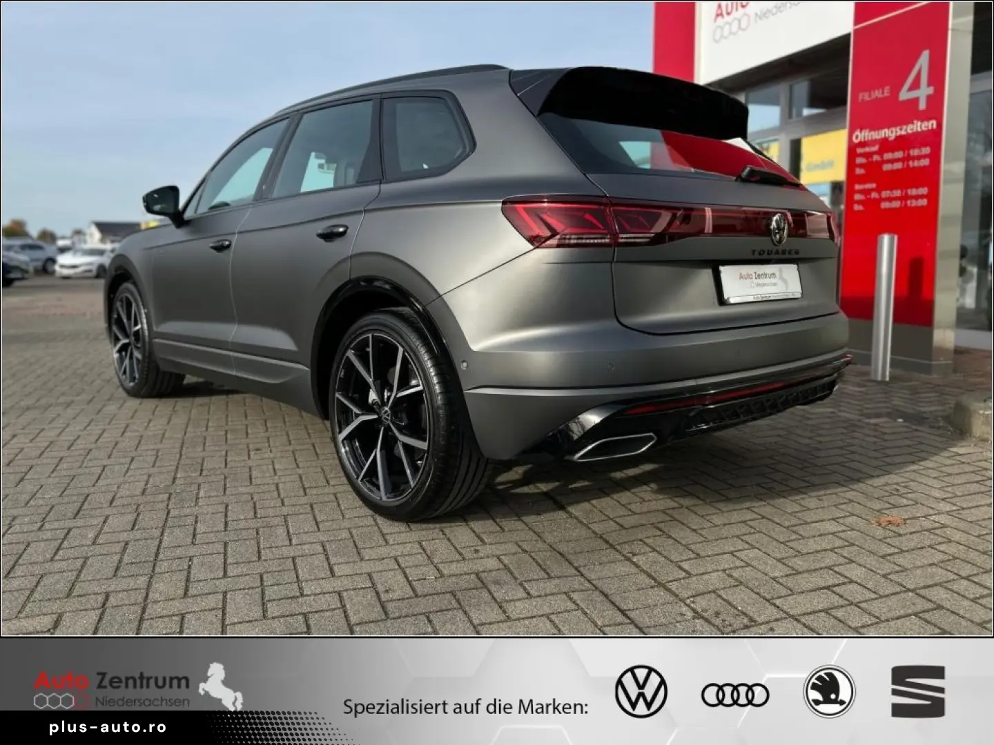 VW Touareg 3.0 V6 TSI R-Line Black-Style PANO AHK