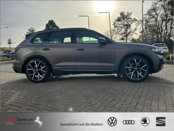 VW Touareg 3.0 V6 TSI R-Line Black-Style PANO AHK
