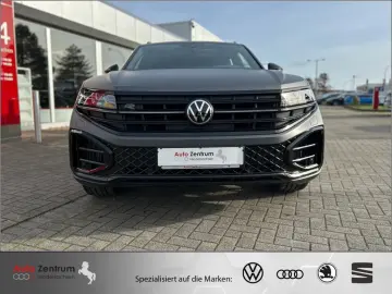 VW Touareg 3.0 V6 TSI R-Line Black-Style PANO AHK