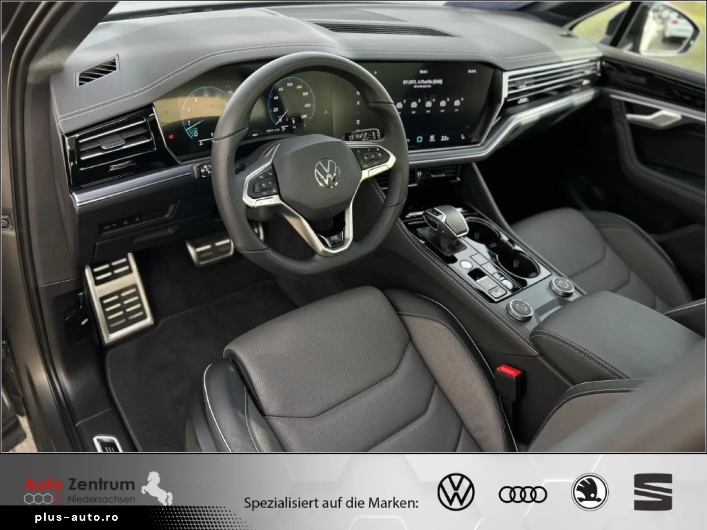 VW Touareg 3.0 V6 TSI R-Line Black-Style PANO AHK