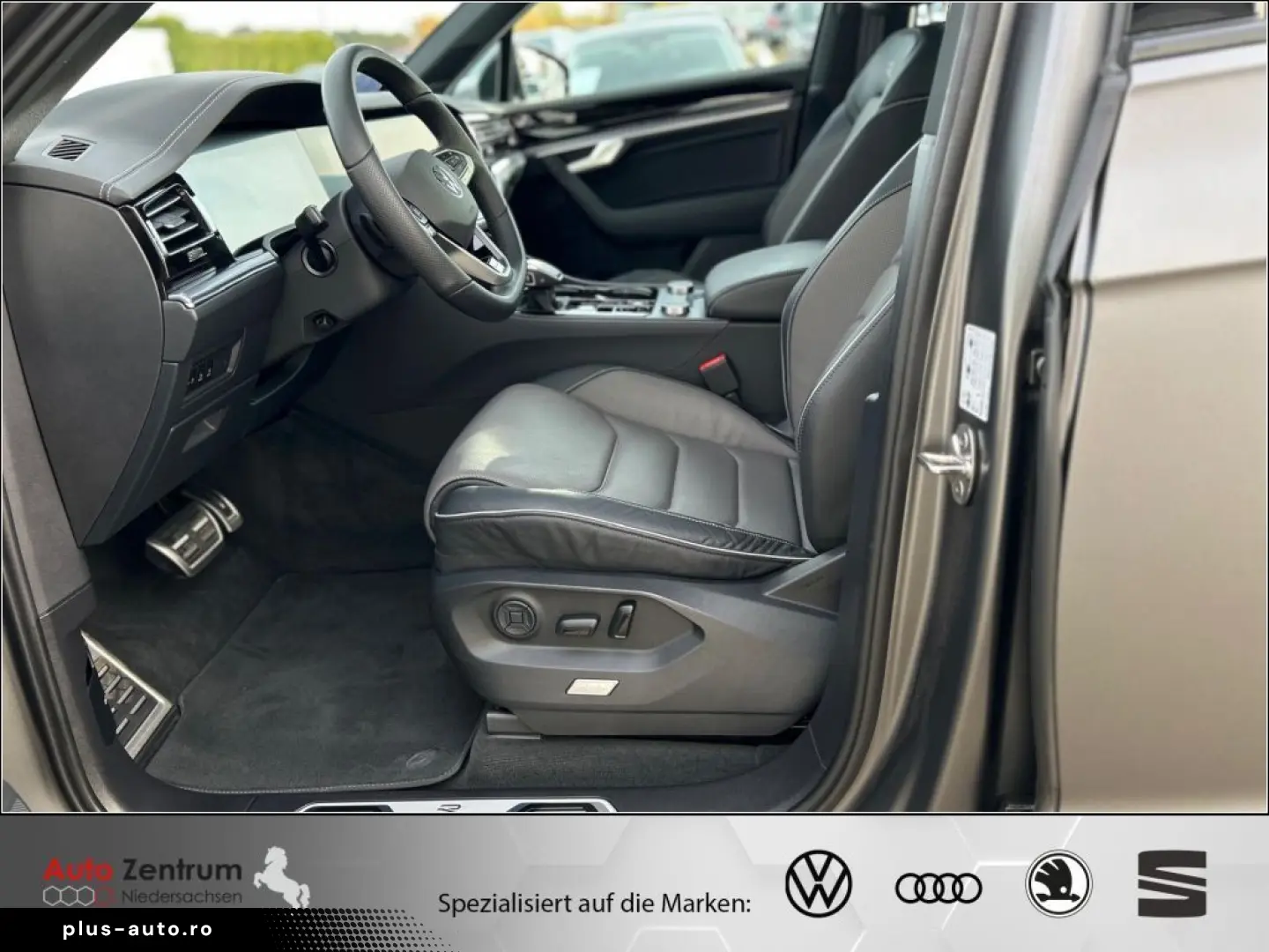 VW Touareg 3.0 V6 TSI R-Line Black-Style PANO AHK