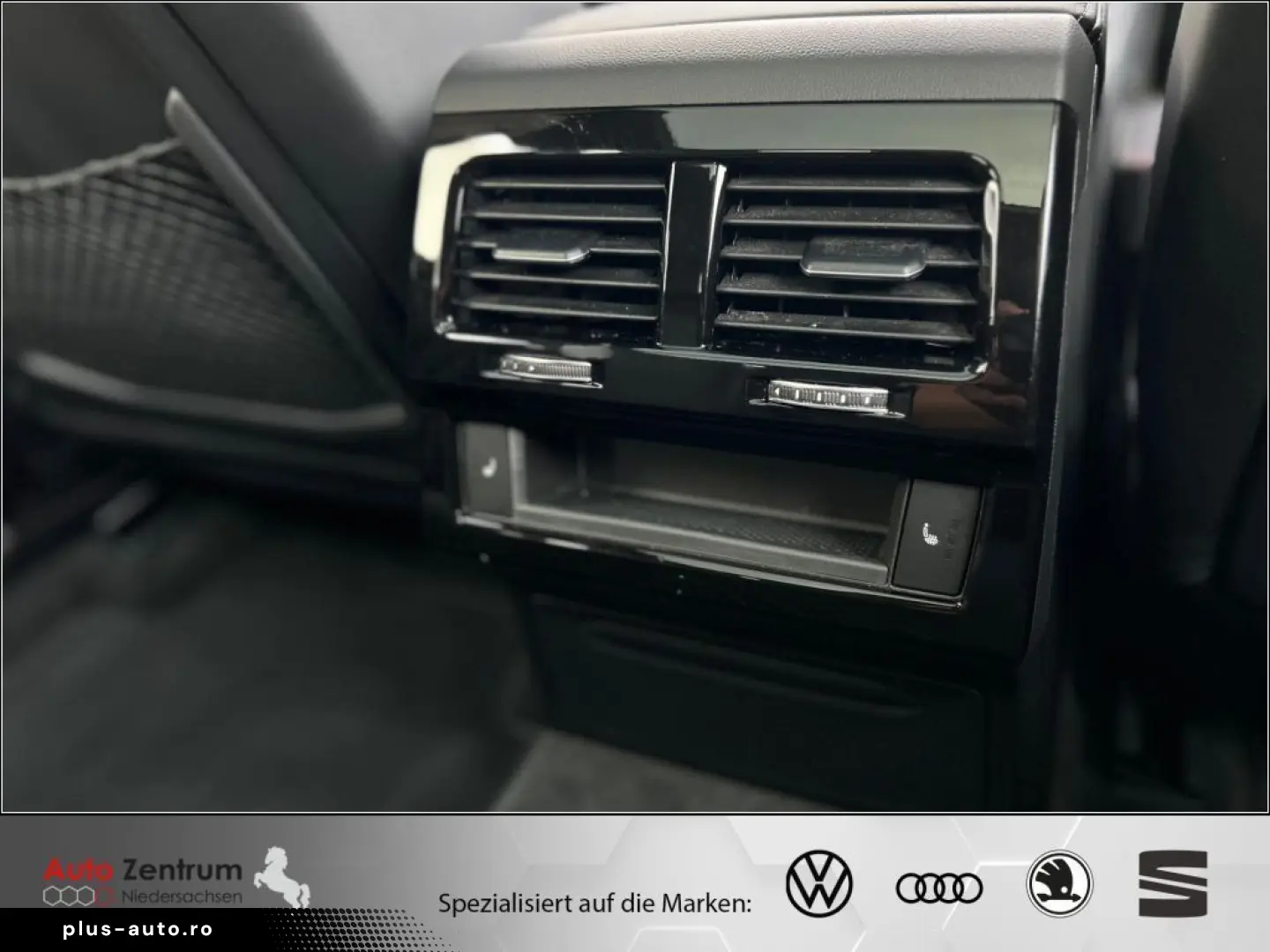 VW Touareg 3.0 V6 TSI R-Line Black-Style PANO AHK