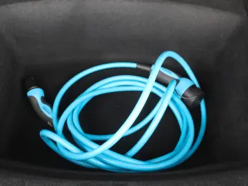 TESLA Model 3 RWD Autopilot Panorama