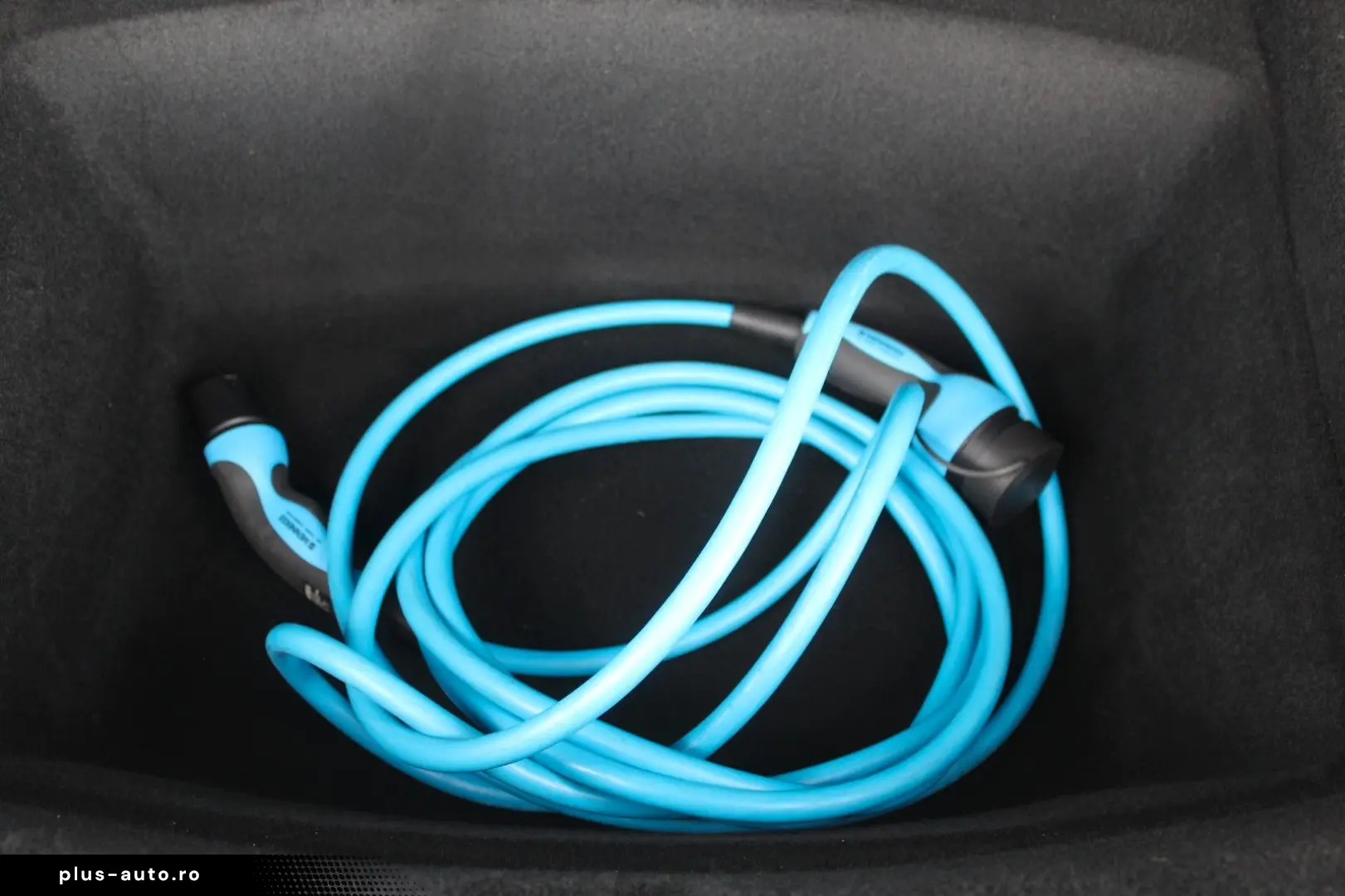 TESLA Model 3 RWD Autopilot Panorama