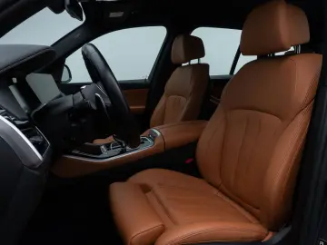 BMW X5 xD40d M Sport 360  AHK DAB H K HUD DisplayKey