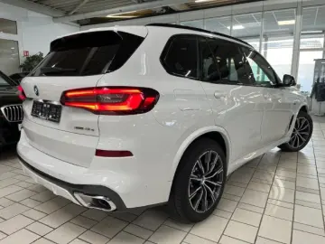 BMW X5 xDr45e MSport Massage Ventilation 360