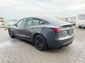 TESLA Model 3 Performance Highland    FSD     VAT