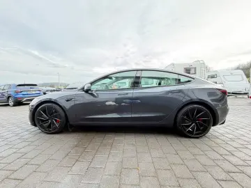 TESLA Model 3 Performance Highland    FSD     VAT