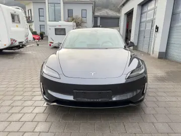 TESLA Model 3 Performance Highland    FSD     VAT