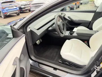 TESLA Model 3 Performance Highland    FSD     VAT