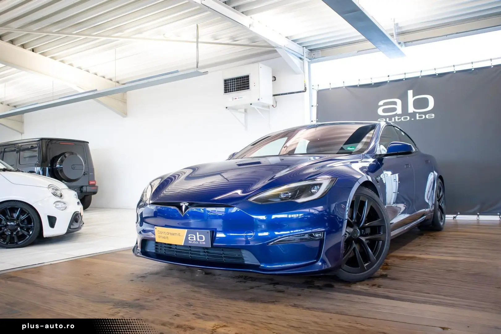 TESLA Model S LONG RANGE  DUAL MOTOR  AUTOPILOT  TREKH