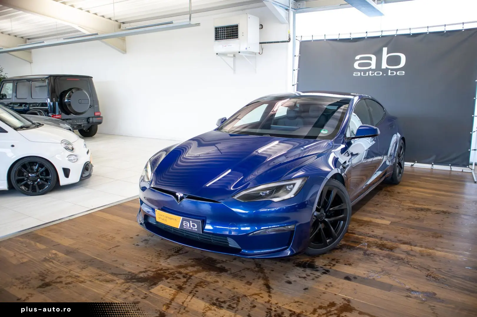 TESLA Model S LONG RANGE  DUAL MOTOR  AUTOPILOT  TREKH