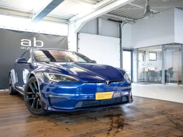TESLA Model S LONG RANGE  DUAL MOTOR  AUTOPILOT  TREKH