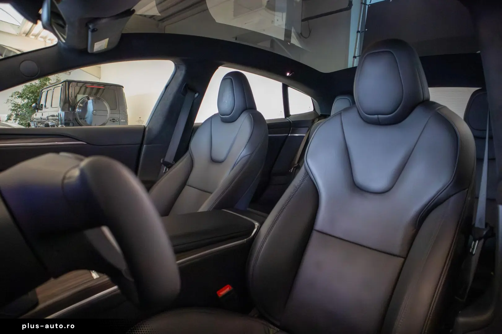 TESLA Model S LONG RANGE  DUAL MOTOR  AUTOPILOT  TREKH