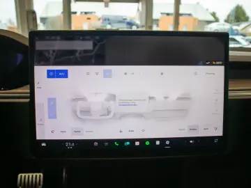 TESLA Model S LONG RANGE  DUAL MOTOR  AUTOPILOT  TREKH