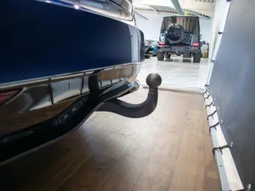 TESLA Model S LONG RANGE  DUAL MOTOR  AUTOPILOT  TREKH