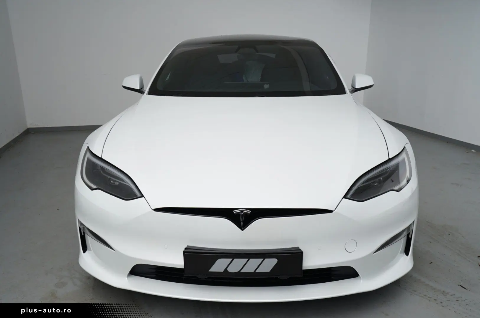TESLA Model S Longrange Limousine (Navi LED ACC Leder)