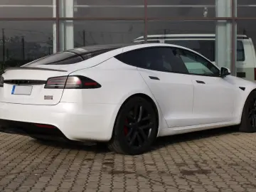 TESLA Model S Plaid  21 Zoll   WR MwST. ausw.