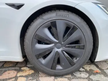 TESLA MODEL S DUALMOTOR LONG RANGE 1. HAND MWST AUSW.