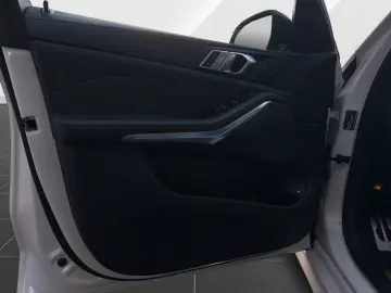 BMW X5 xDrive45e MSport Massage Ventilation DAPro