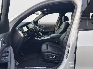 BMW X5 xDrive45e MSport Massage Ventilation DAPro