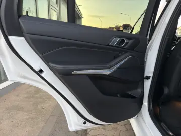 BMW X5 xDrive45e MSport Massage Ventilation DAPro