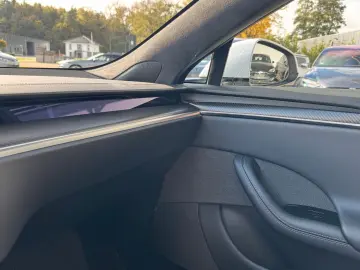 TESLA MODEL S PLAID   CARBON   21  ARACHNID   TOW