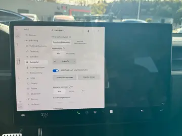 TESLA MODEL S PLAID   CARBON   21  ARACHNID   TOW