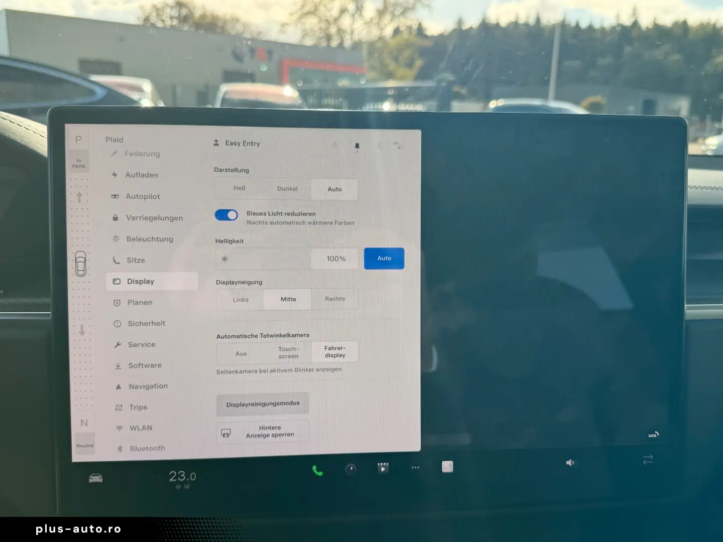 TESLA MODEL S PLAID   CARBON   21  ARACHNID   TOW