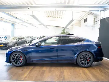 TESLA Model S PLAID  FIRST OWNER  AUTOPILOT