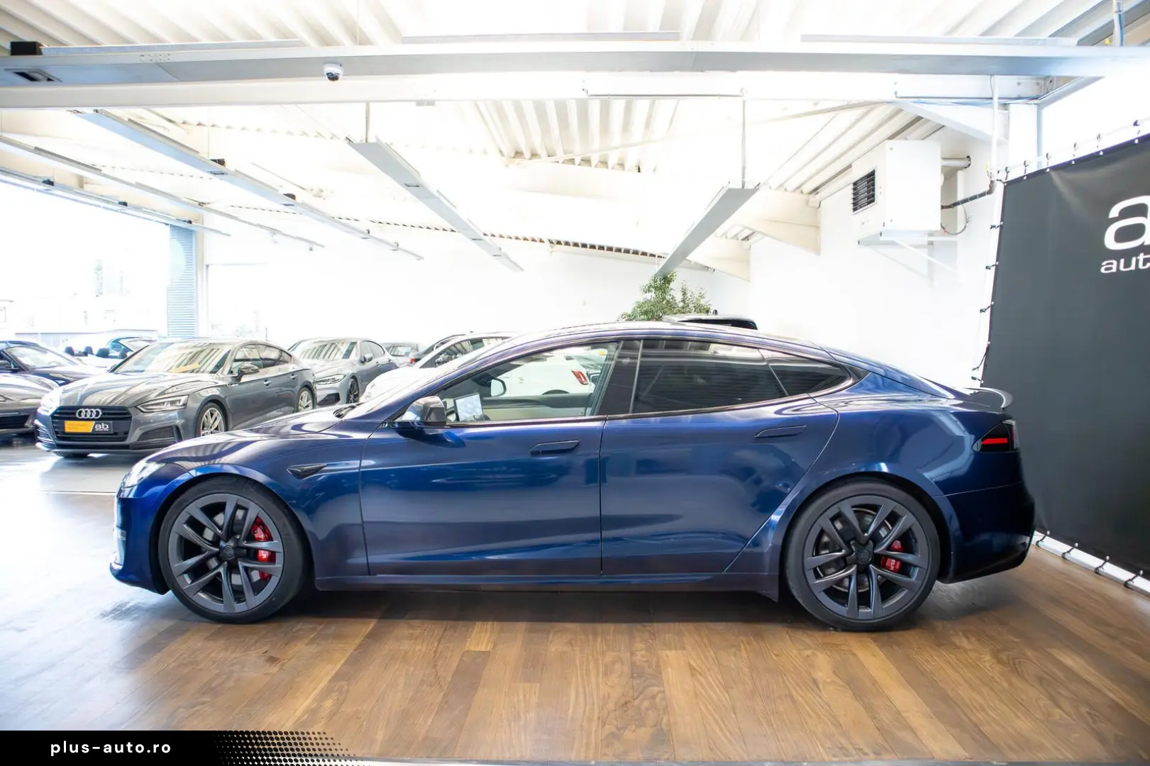 TESLA Model S PLAID  FIRST OWNER  AUTOPILOT