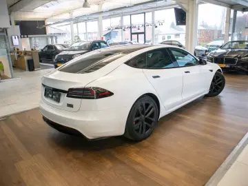 TESLA Model S PLAID  FIRST OWNER  AUTOPILOT