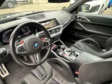 BMW M4 Cabrio G83 xDrive Competition Carbonsitze