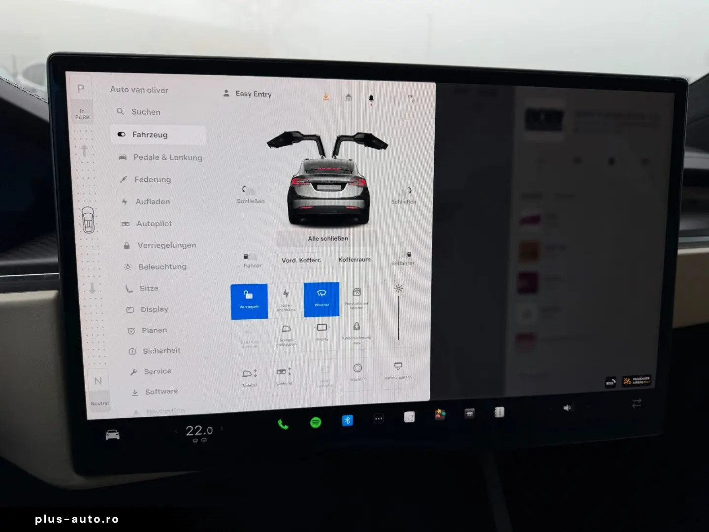 TESLA MODEL X PLAID   HARWARE 4   YOKE   6SEAT   22