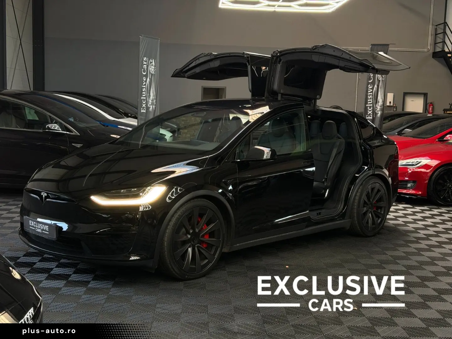 TESLA MODEL X PLAID   HARWARE 4   YOKE   6SEAT   22