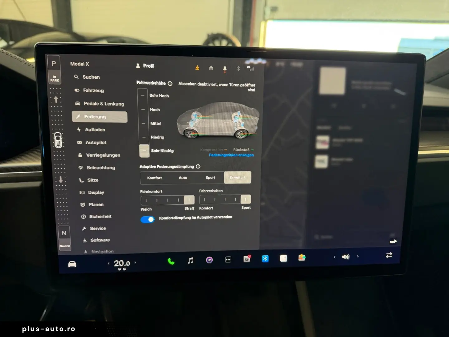 TESLA MODEL X PLAID   HARWARE 4   YOKE   6SEAT   22